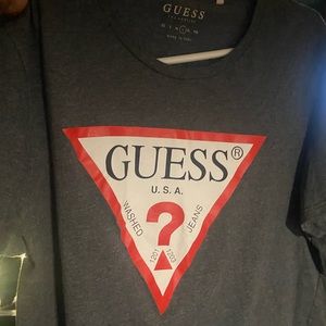 Guess tshirt